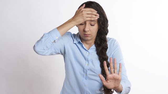 Miért nem múlik a fejfájásom? Ételintolerancia is okozhatja?