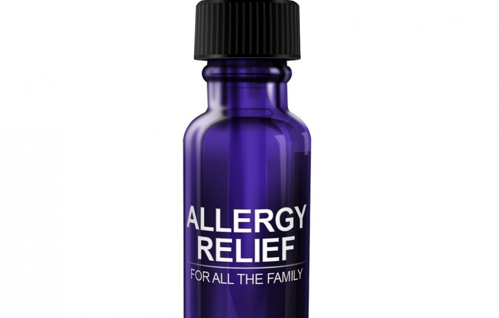 Parlagfű allergia kezelése antihisztaminnal és immunterápiával.
